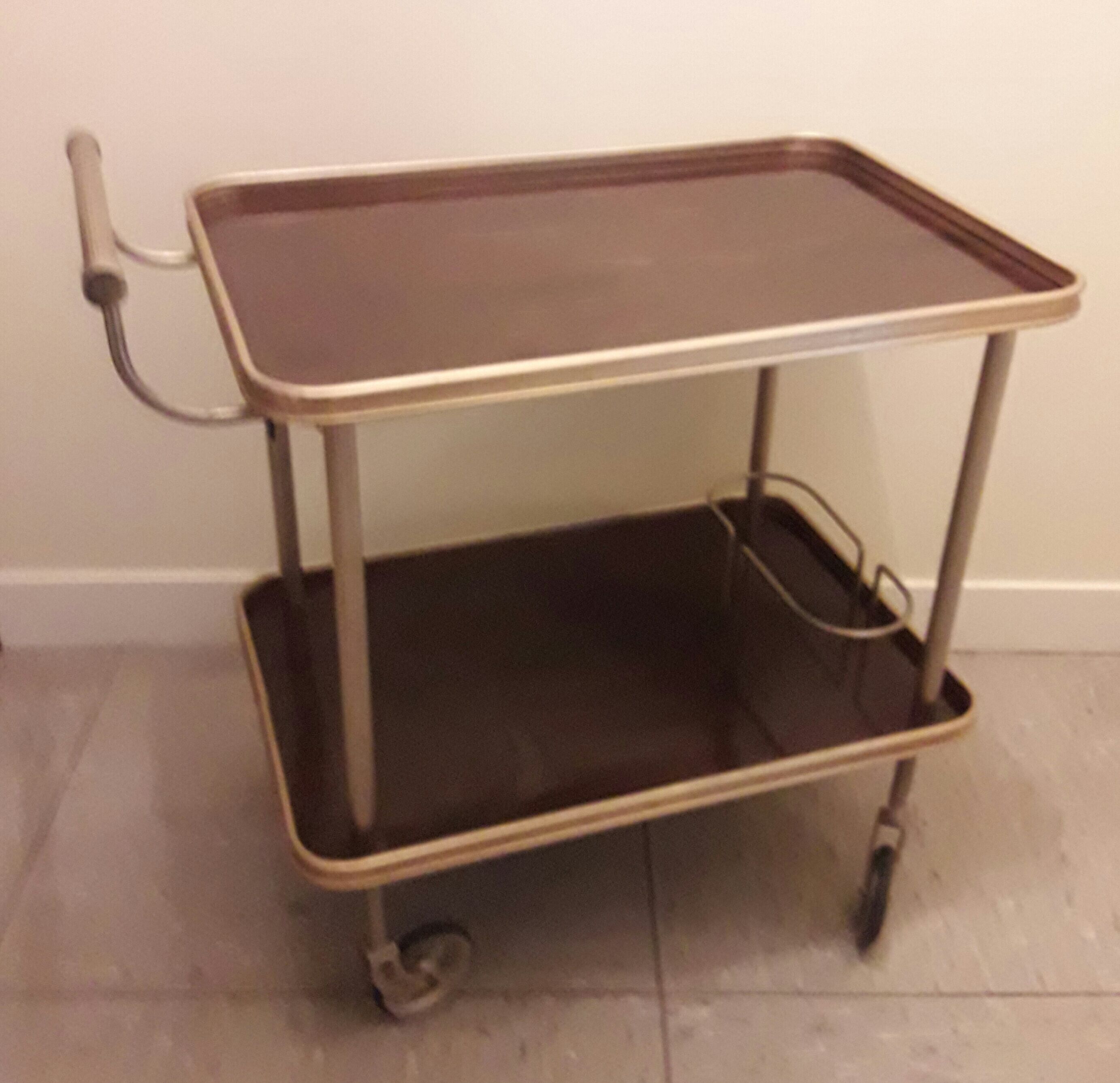 Desserte roulante des années 70