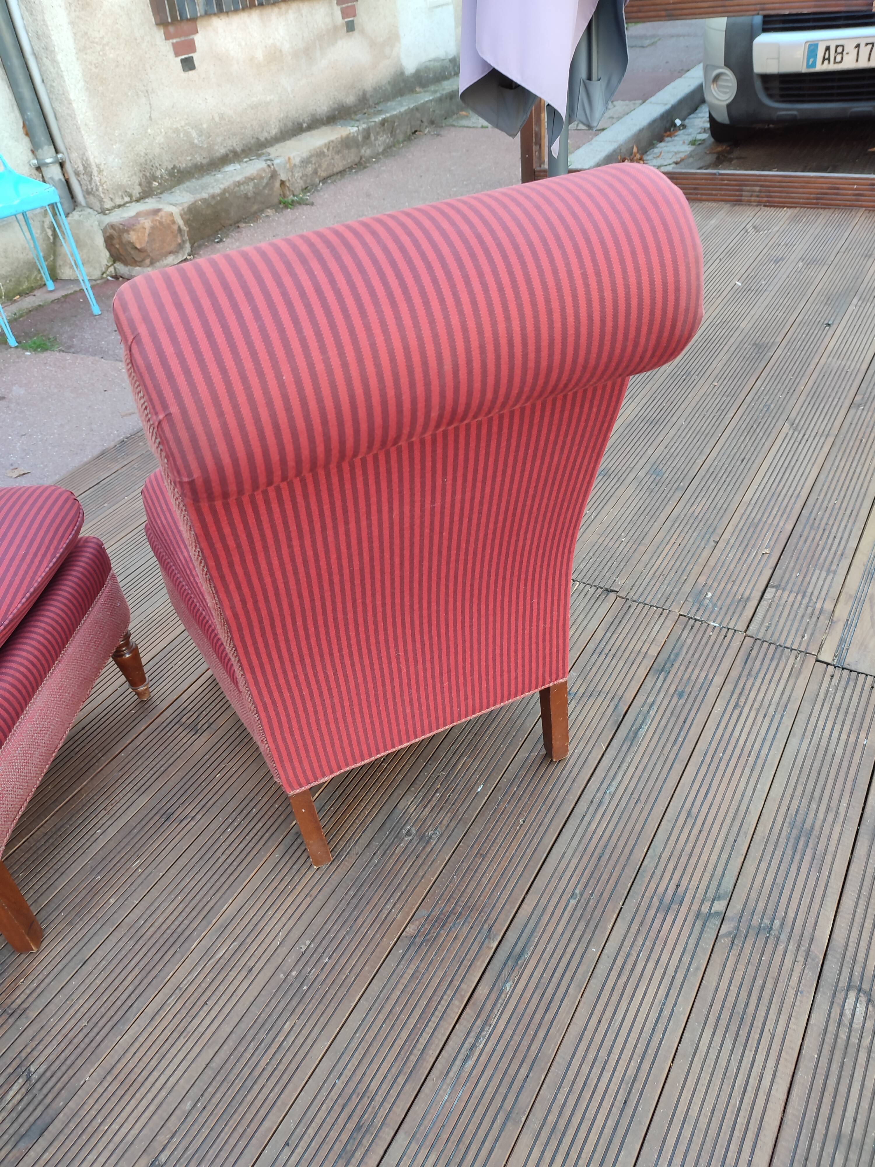 Pair of classic low chairs without arms