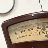 Testut kitchen scale in bakelite