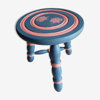 Old tripod stool restyled