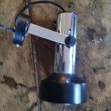 Spot mural orientable en métal chromé et aluminium noir