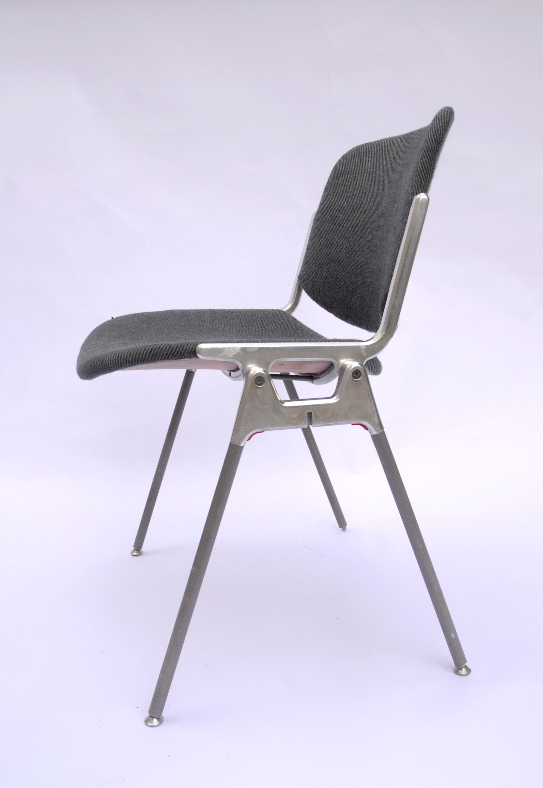 Giancarlo Piretti DSC 106 chair for Castelli with grey fabrics - 60-70
