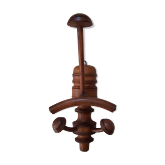 Bamboo-style coat holder