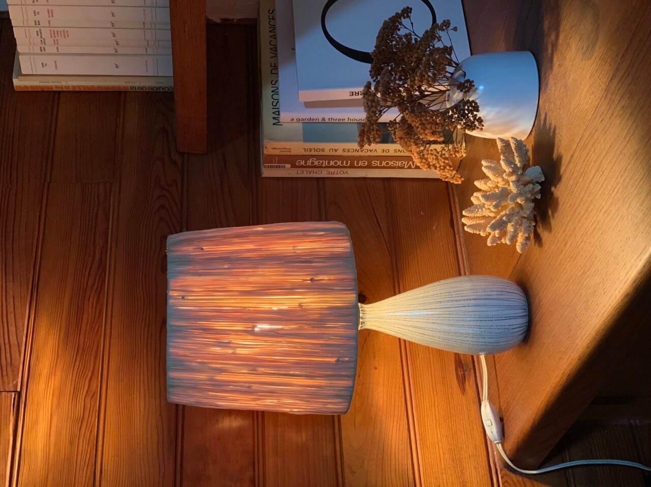 Italian ceramic lamp, raffia lampshade, 60s