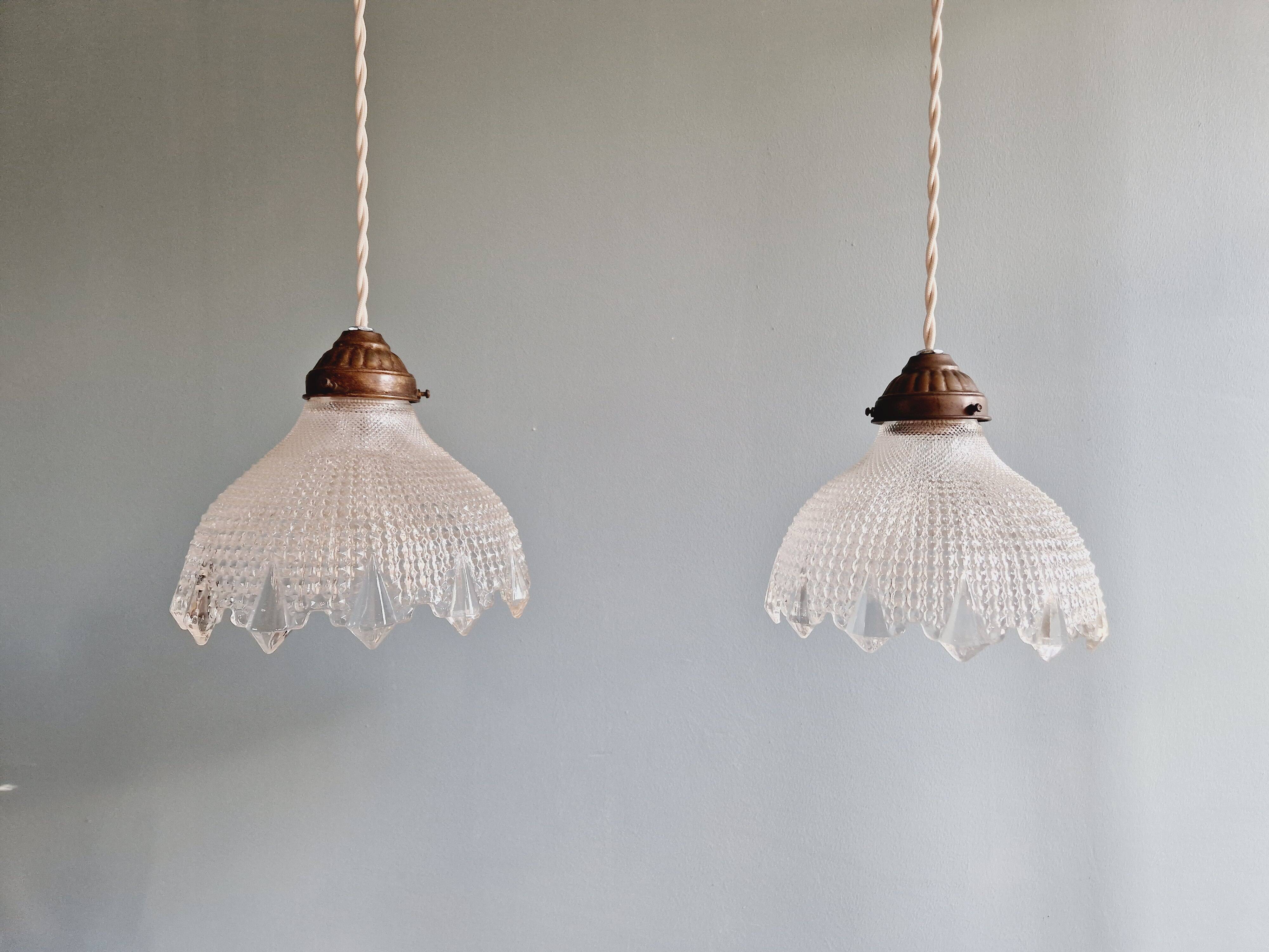 Art Deco scalloped clear glass pendant light, 1920s-30s
