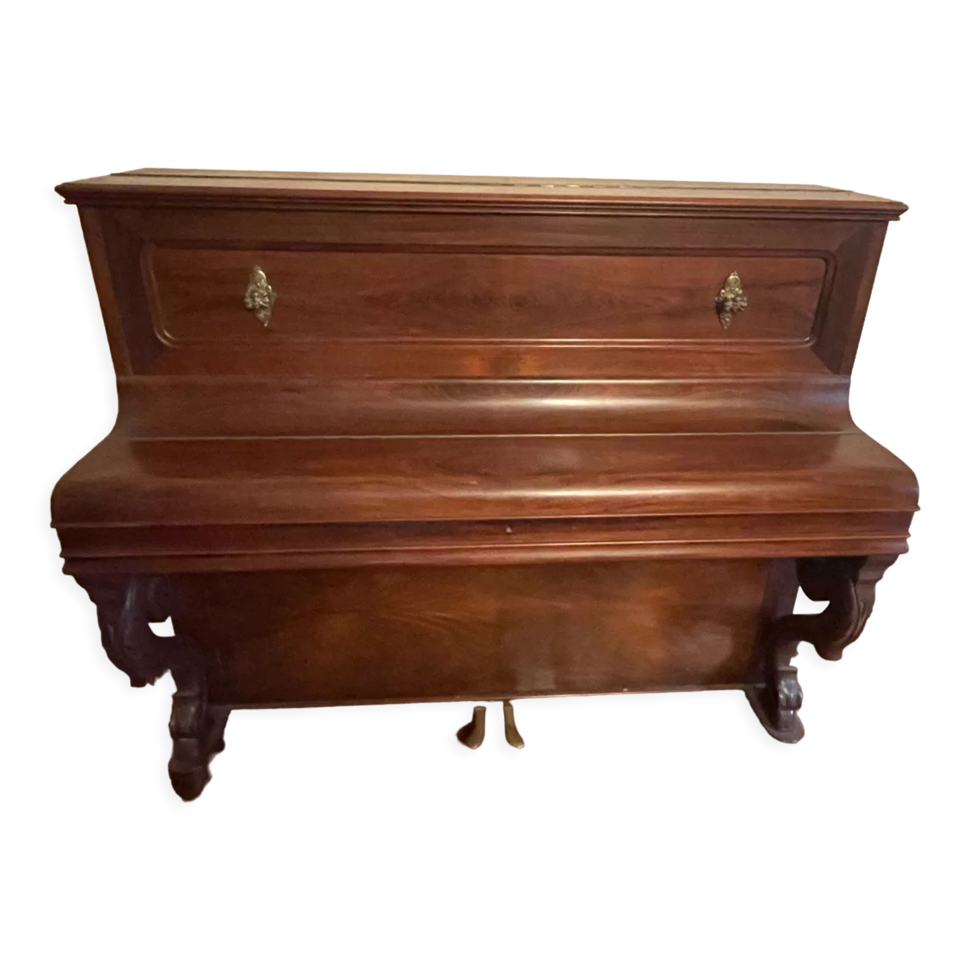 Upright piano
