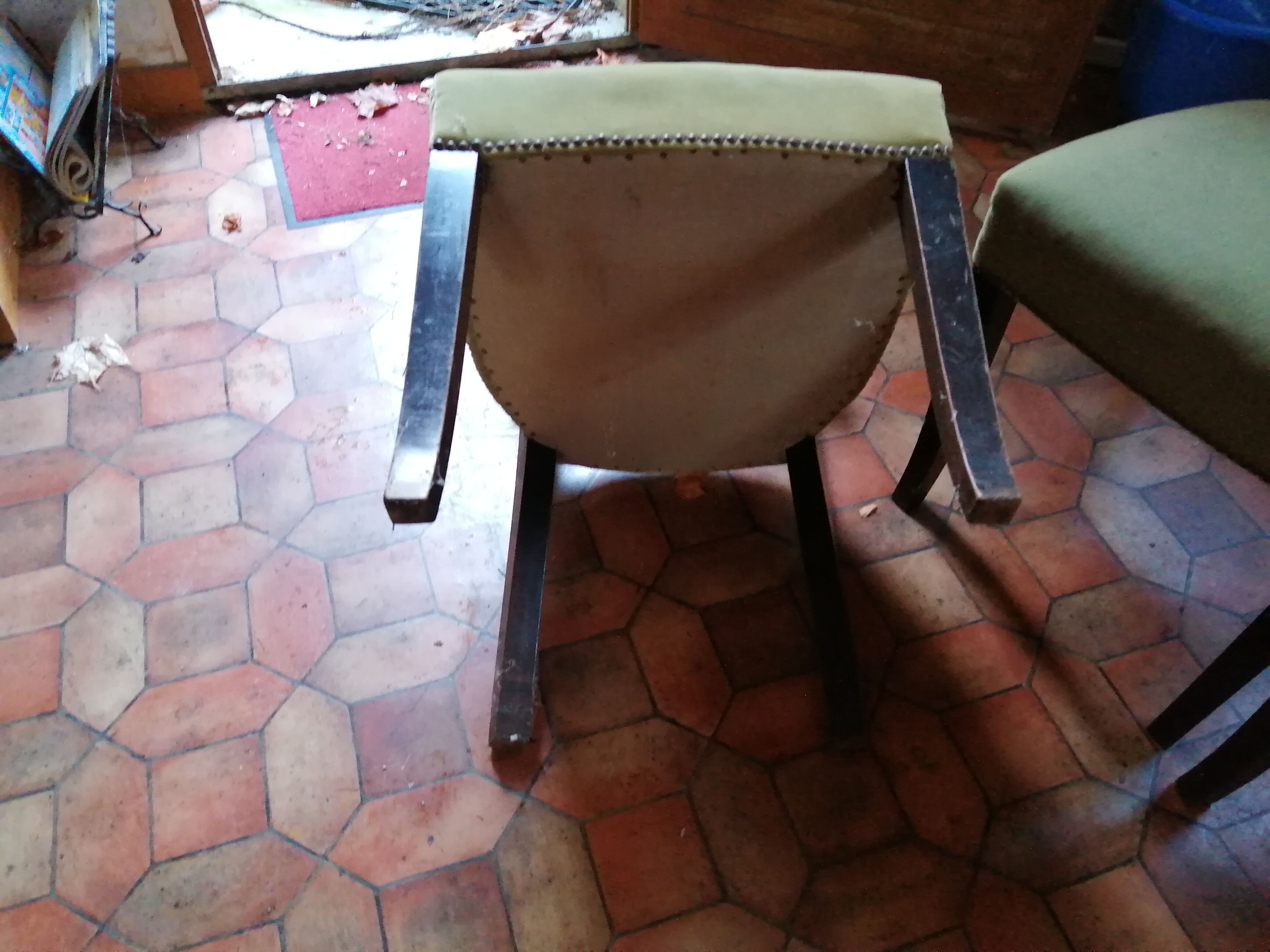 Set of 6 studded velvet chairs