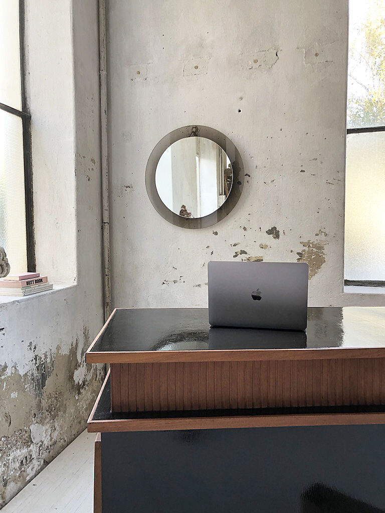 Smoked round design mirror Veca Italy