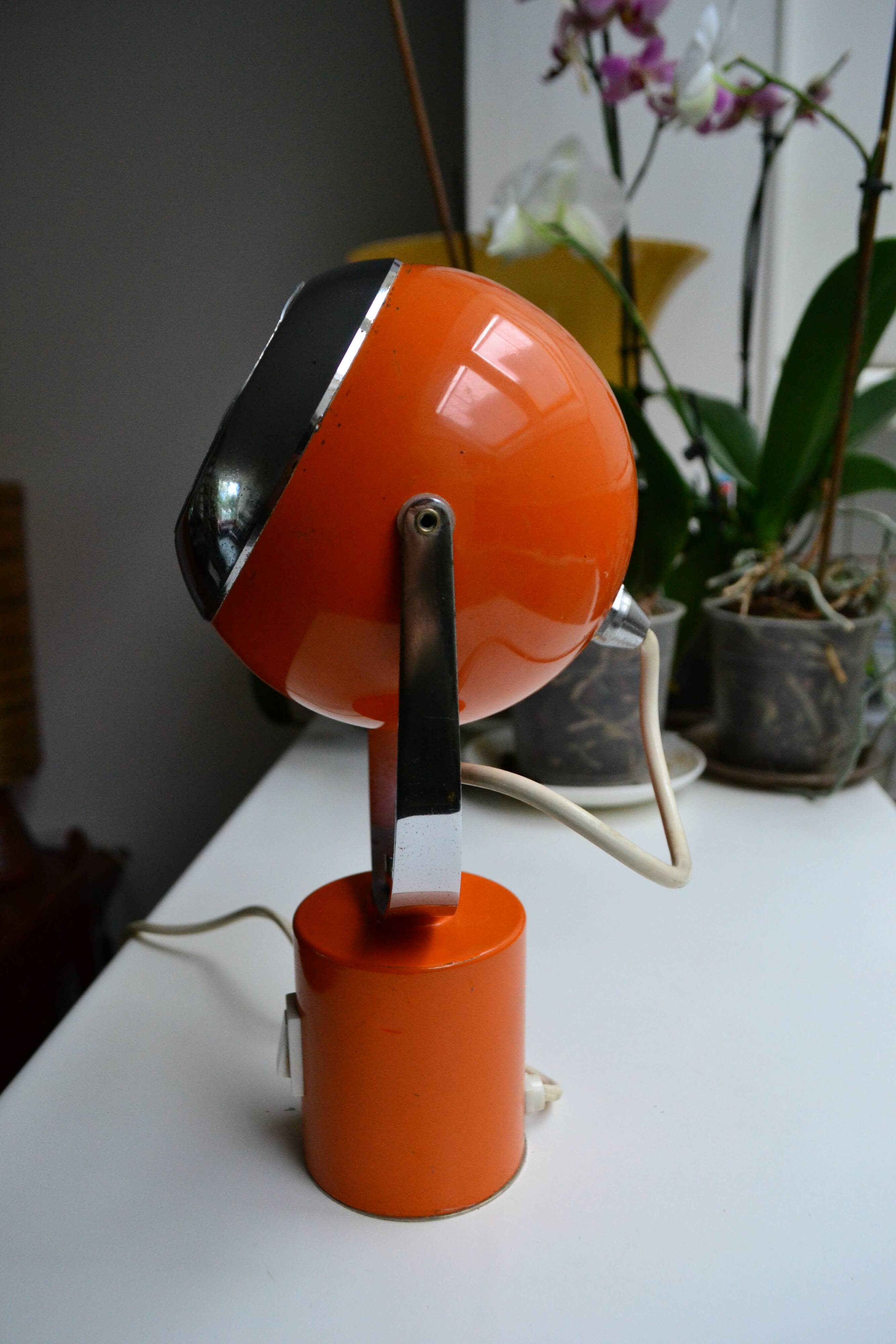 Eye ball lamp Goffredo Reggiani style 60s