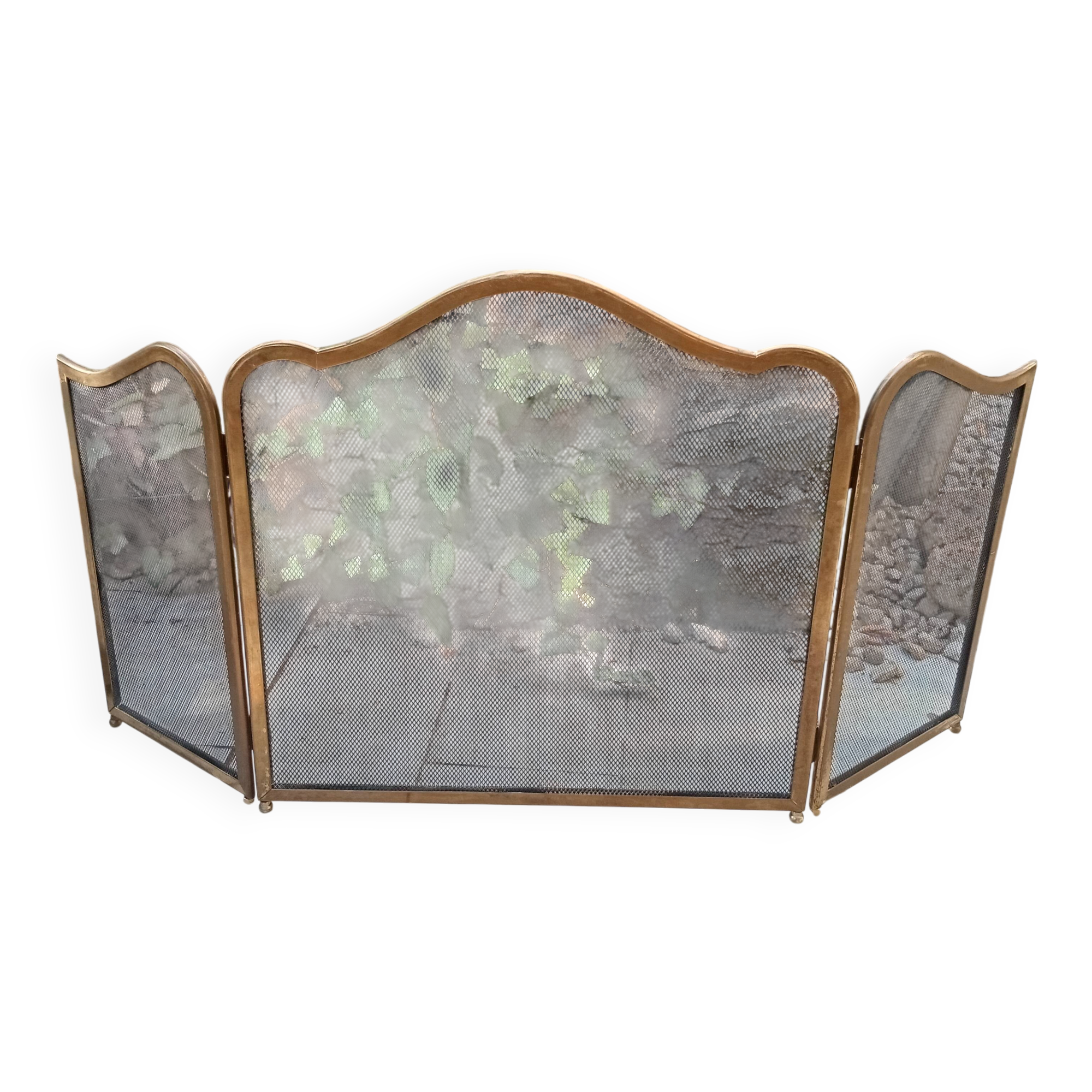 Fireplace screen in brass