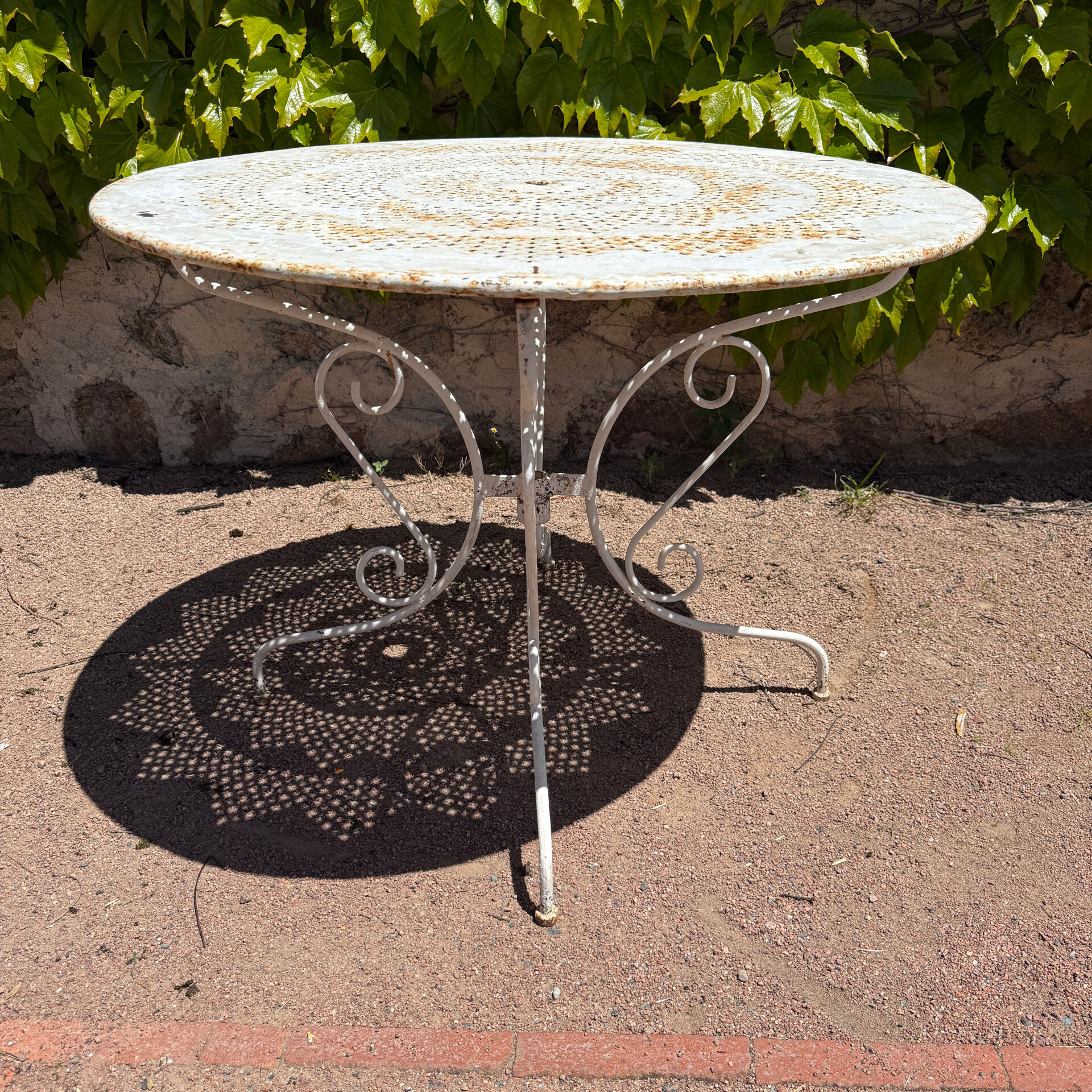 Table de jardin des années 50 France