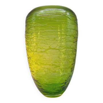 1970s green vase in hand worked Murano glass - made in Italy. 31 cm high.