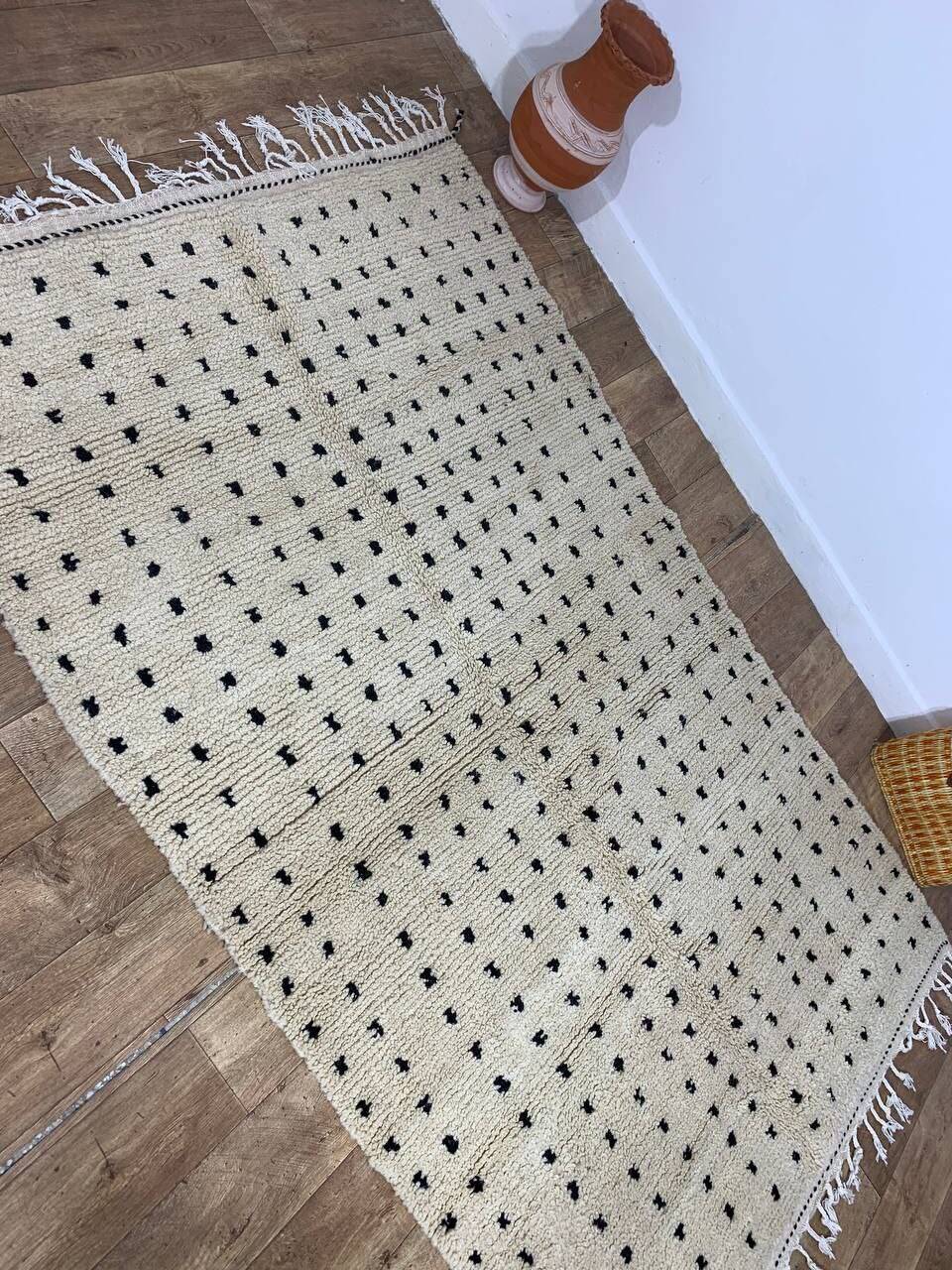 Handmade polka dot Berber rug 250 X 150 CM