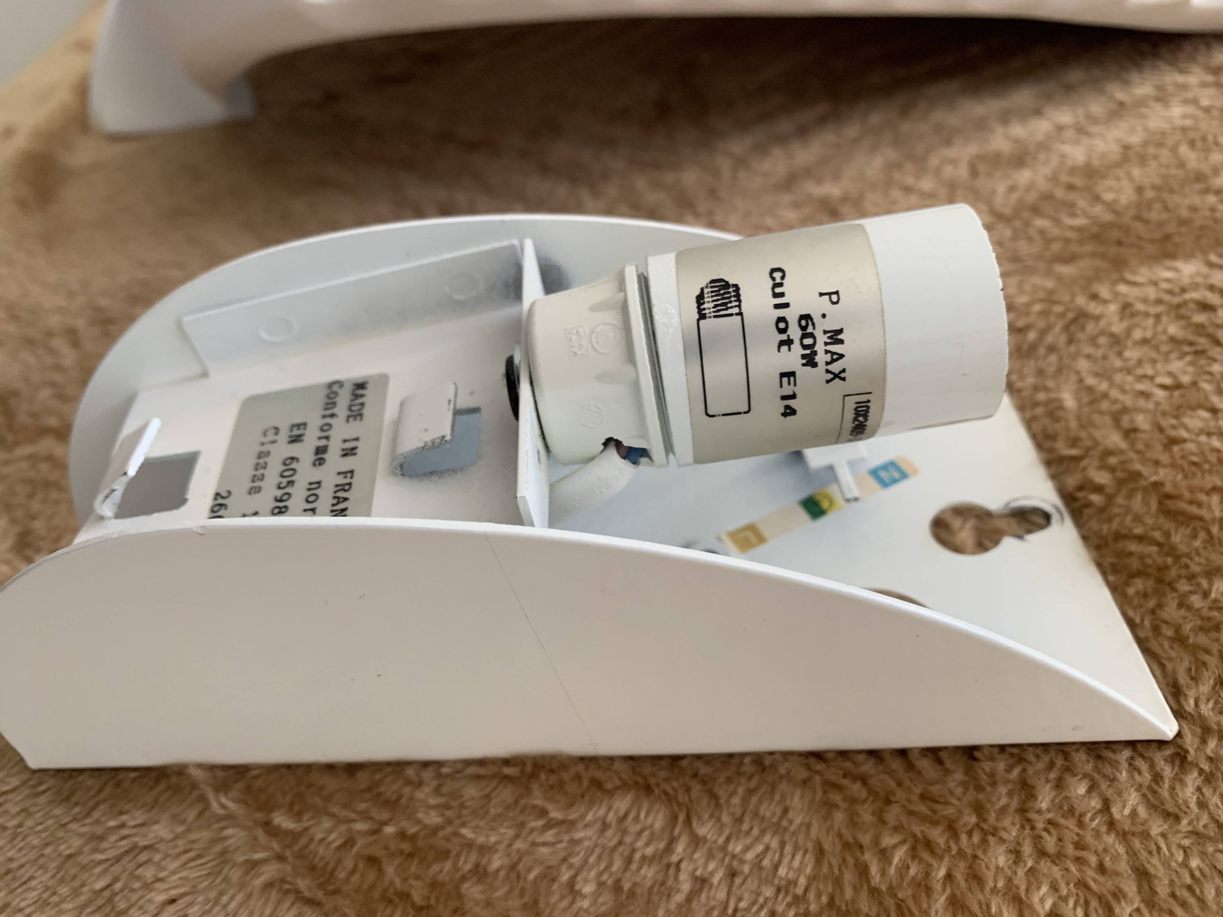 Charming plaster wall light from the French manufacturer SEDAP ref 1382