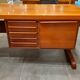 Grand bureau de la marque ORDO en palissandre vintage