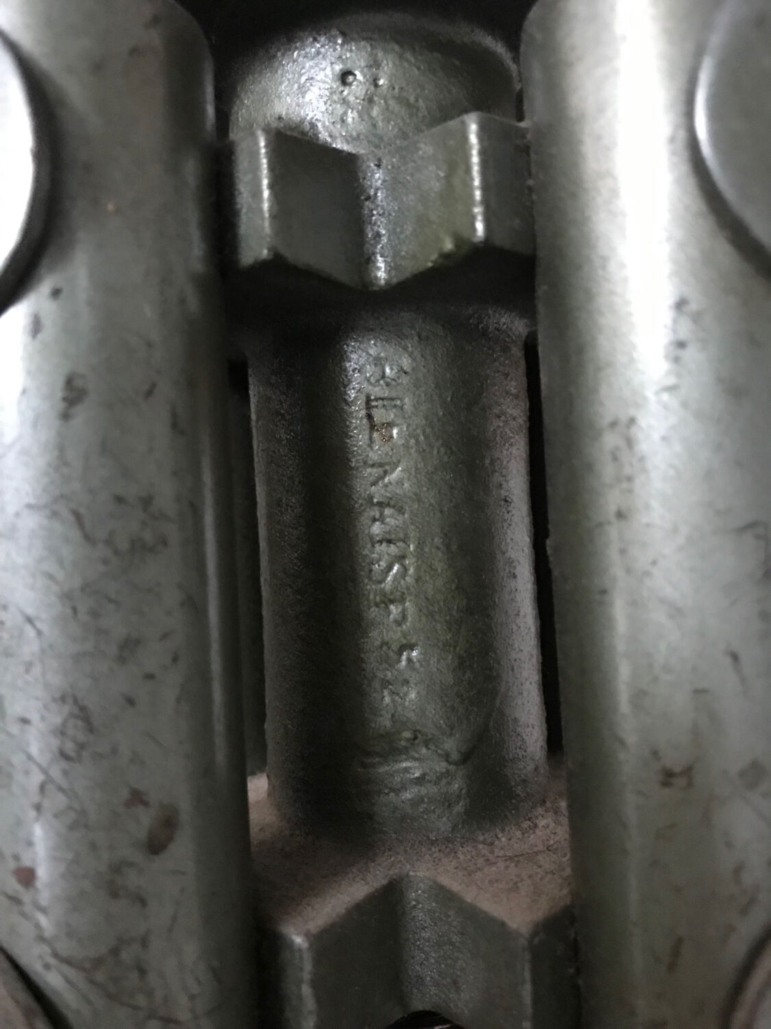 Bienaise 52 industrial chair