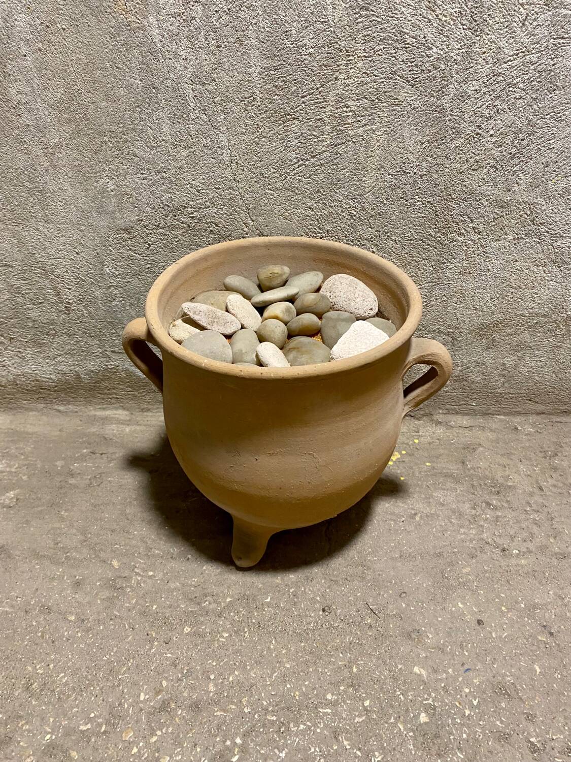 Terracotta jar/pot