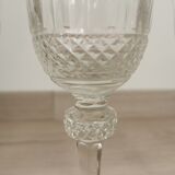 Verres à pied anciens taillés style St Louis 30 pièces