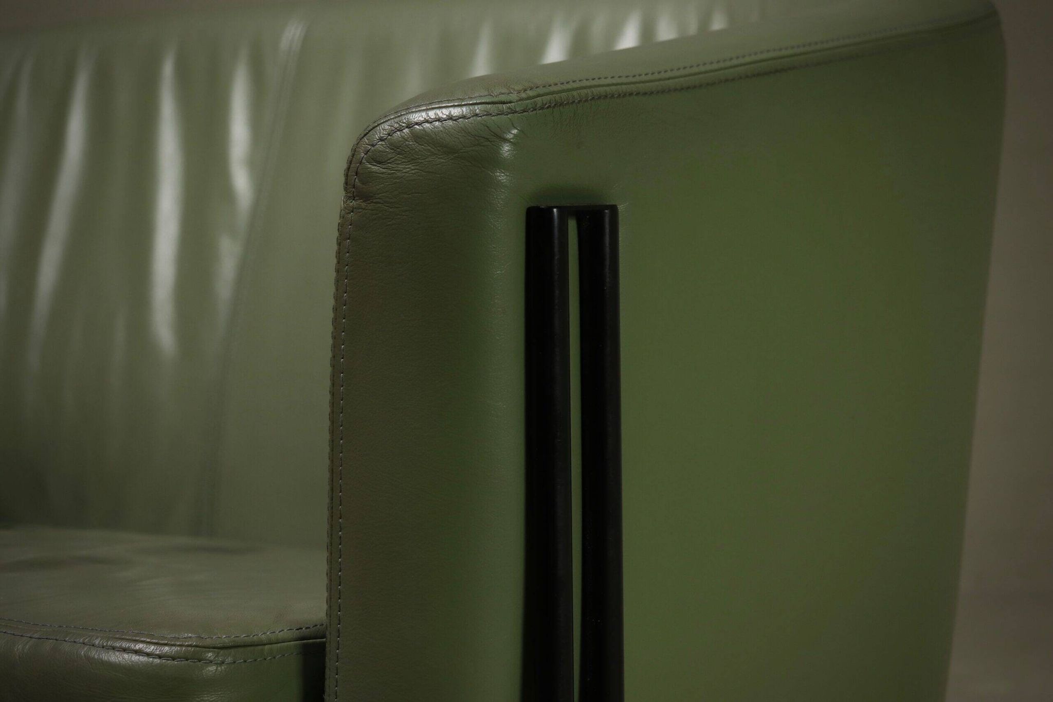 Postmodern leather club sofa by Touche 1980s