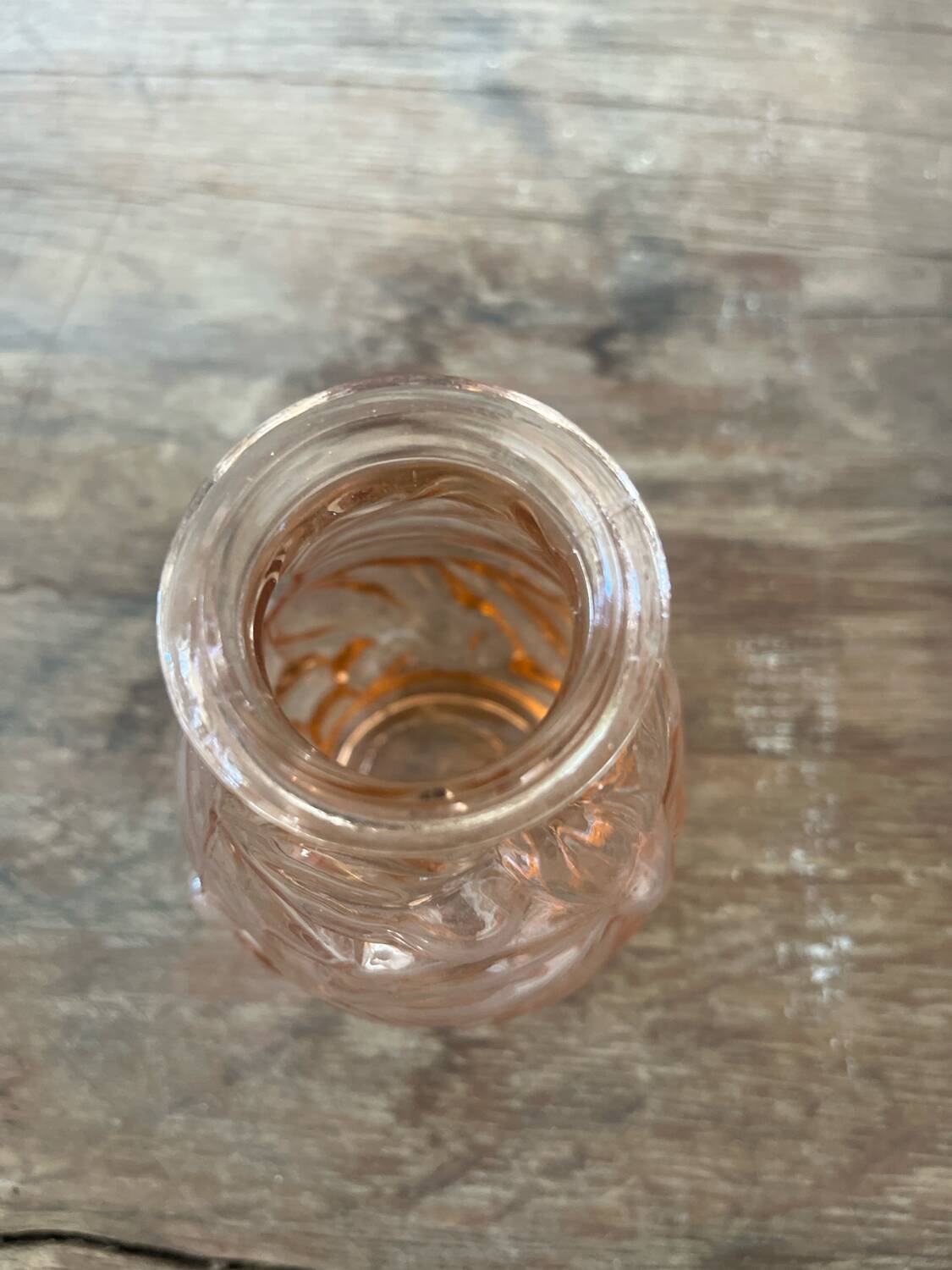 Pink chiseled glass vase