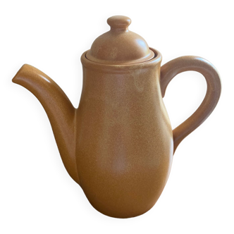 Sandstone teapot