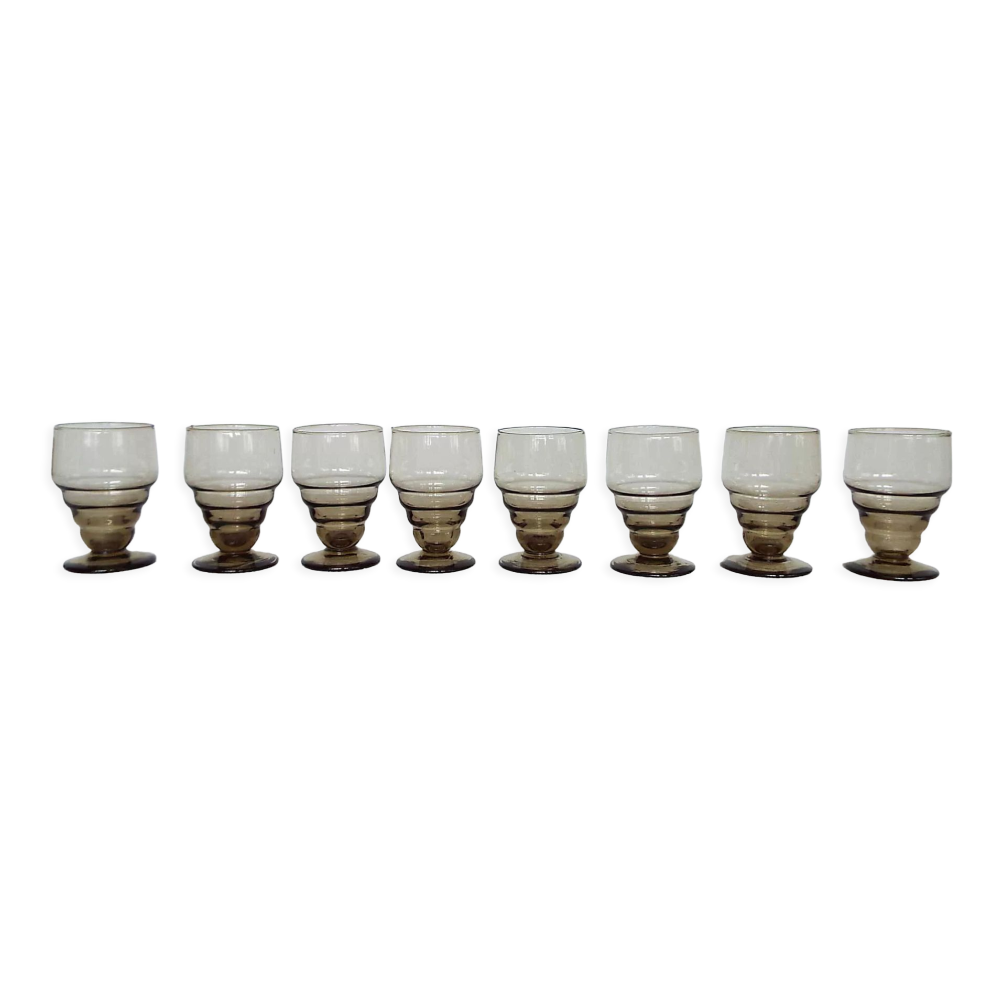 8 wine glasses in smoked glass 10cl