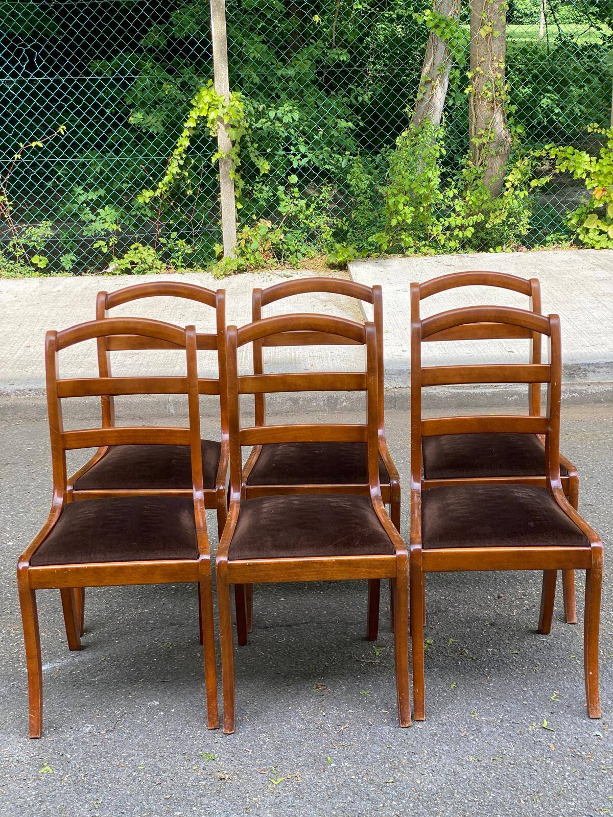 6 Louis Philippe dining chairs in solid wood and brown velvet.