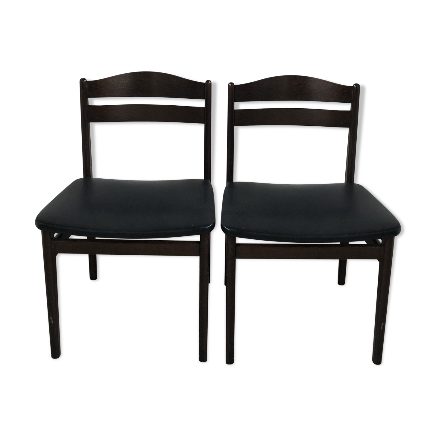 Paire de chaises danoises des années 60 en teck et skaï noir