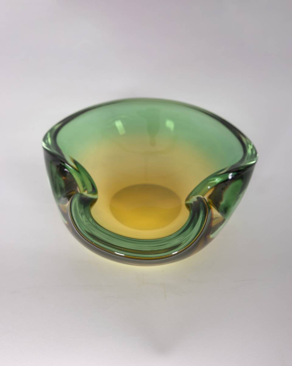 Vintage 1970s Murano glass submerged Italian design emptier tray