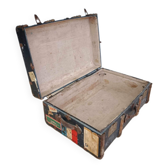 Ancienne malle de voyage bombée - Ma valise en carton