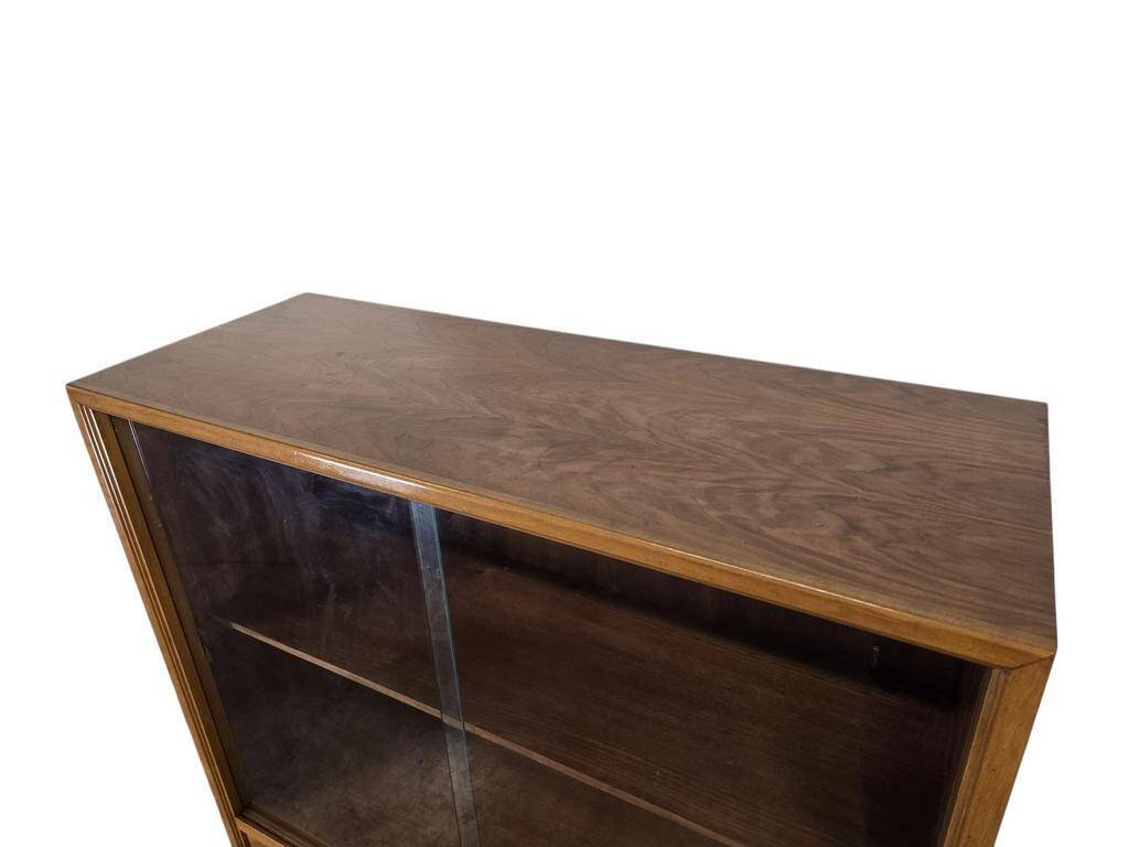 Display cabinet/vintage wooden bookcase