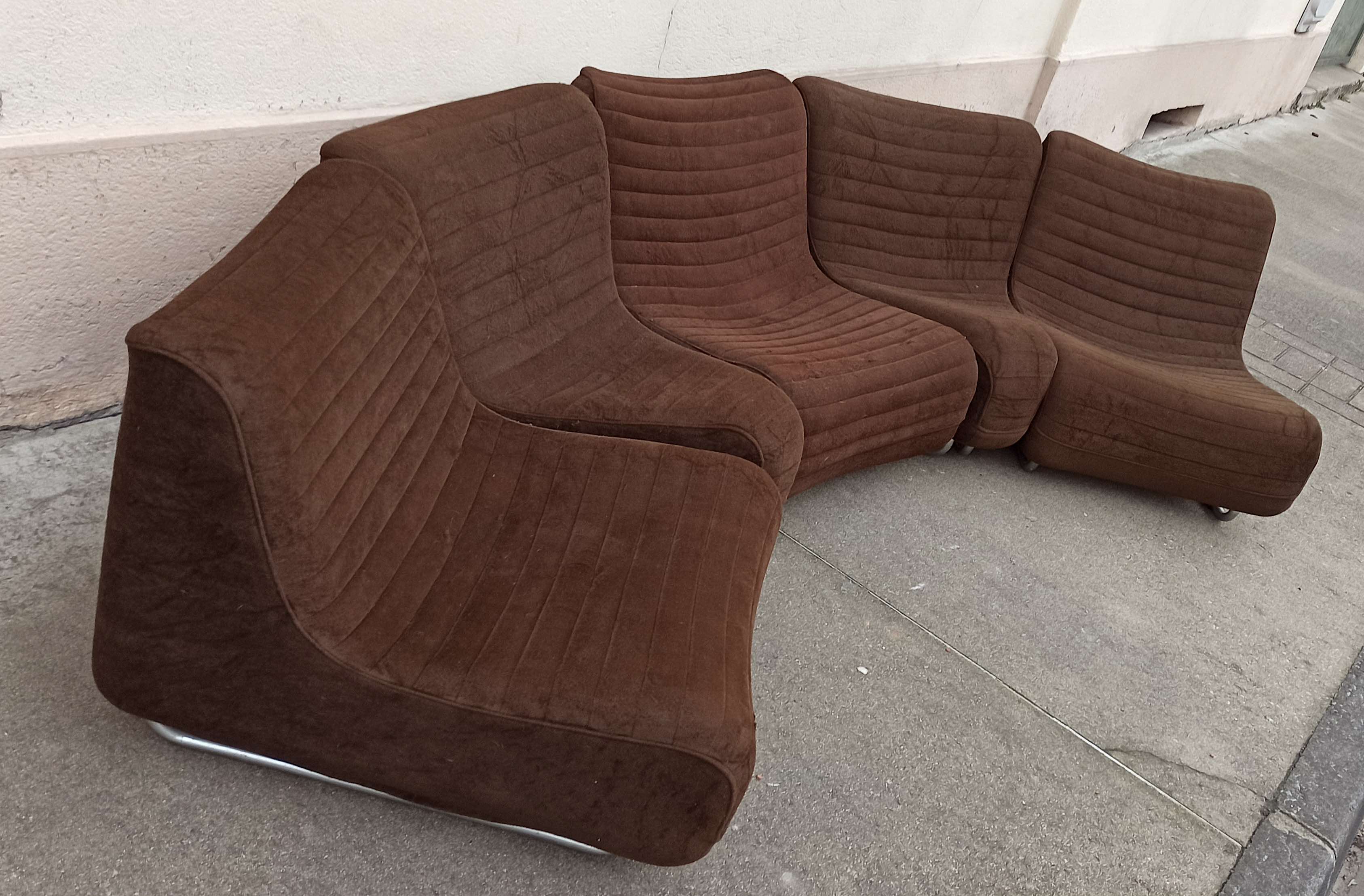 Ensemble de 5 chauffeuses marron Carl-Henrik Spak années 70