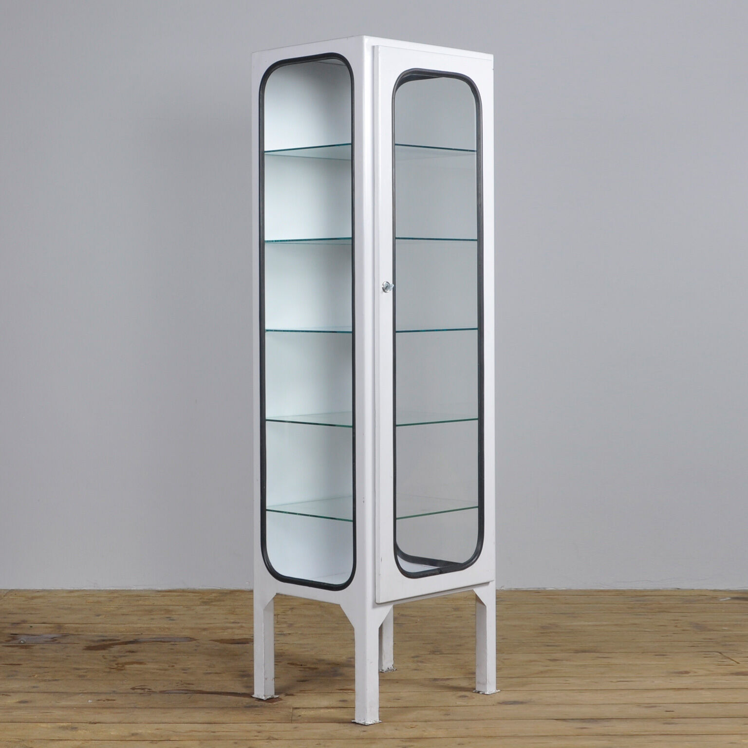 Showcase with 5 shelves in glass 1975