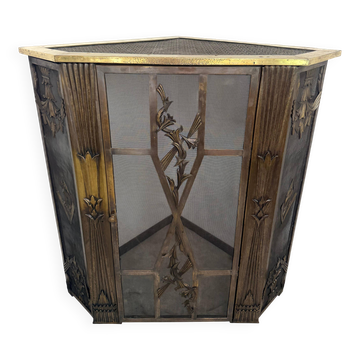 Corner fireplace screen in brass attributed to Dagobert Peche