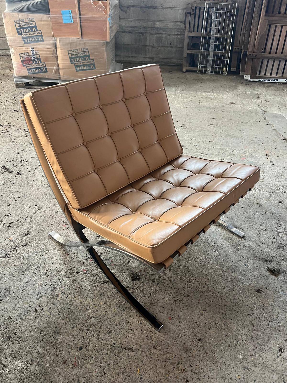Barcelona Chair Knoll