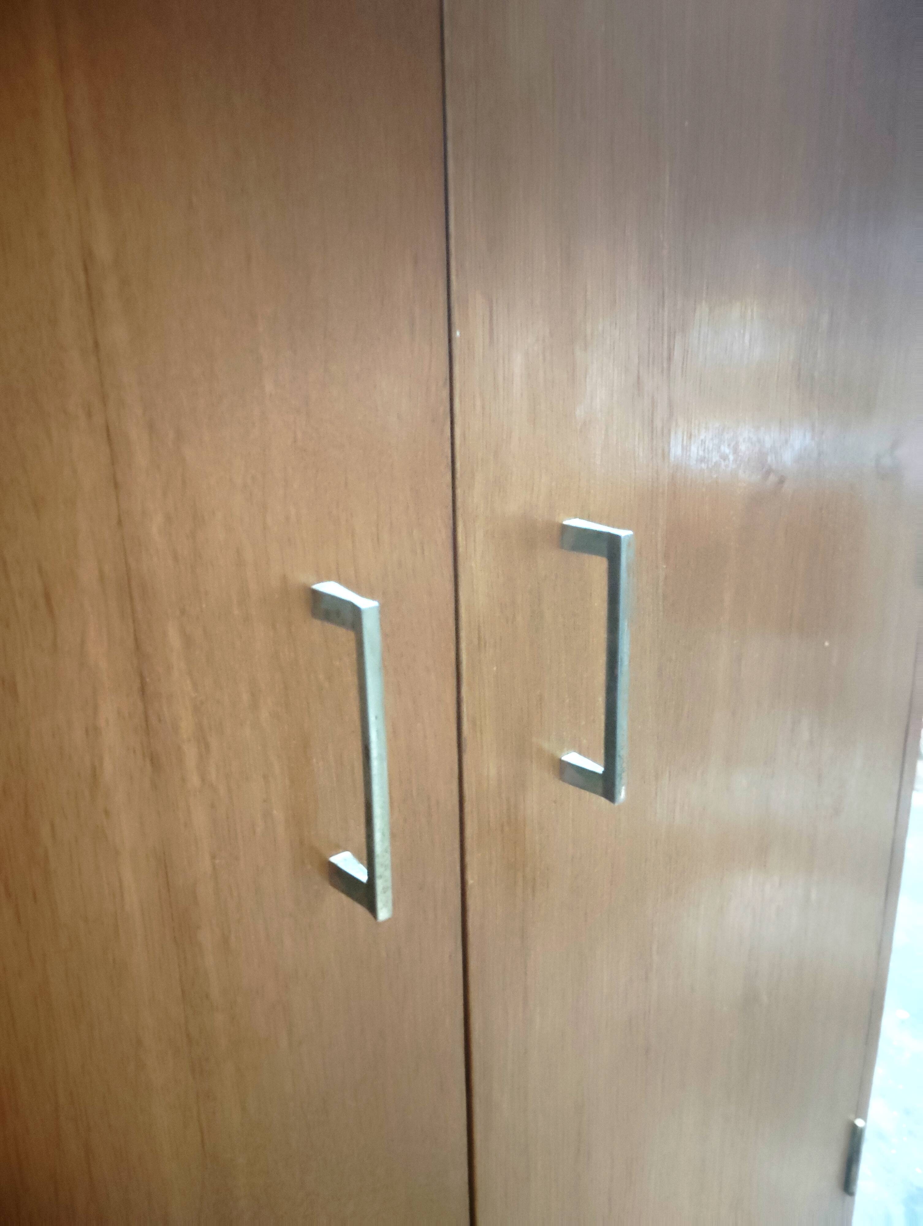 Armoire années 60 vintage faible largeur