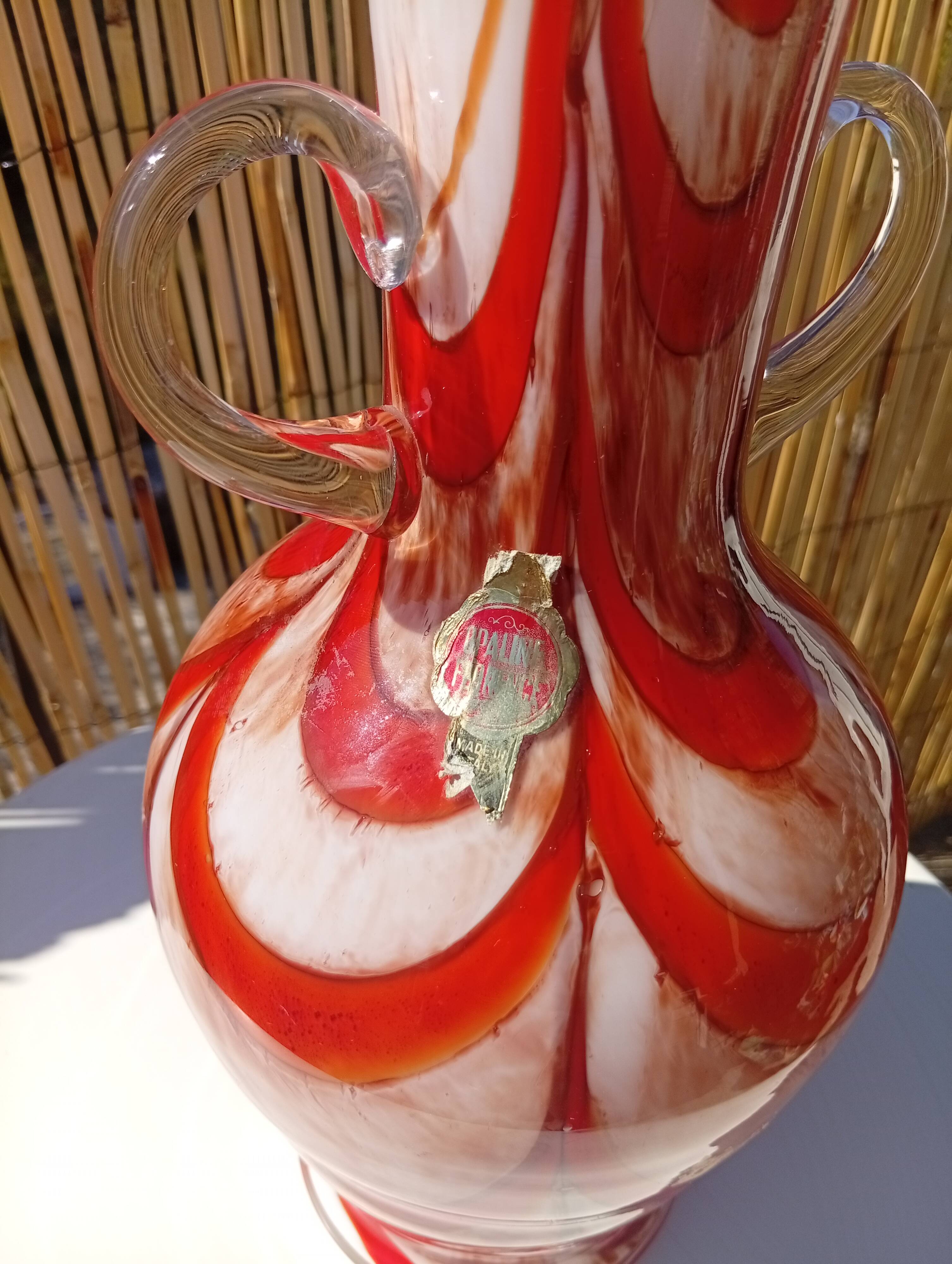 Vintage opaline Fiorentina vase