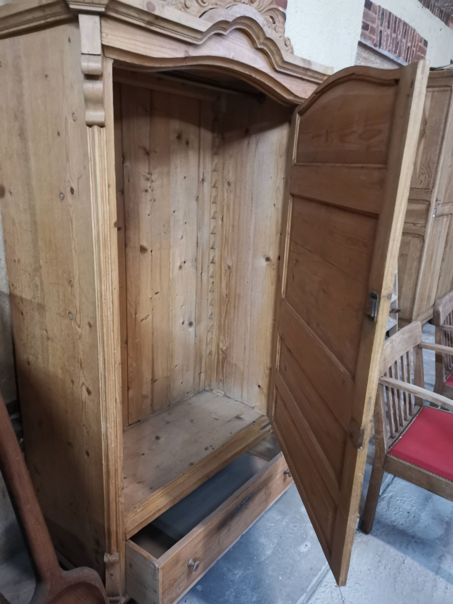 Armoire