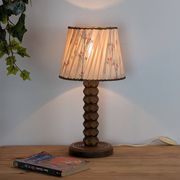 Lampe en chêne
