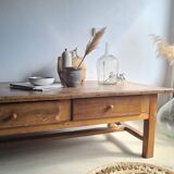 Vintage firm-minded coffee table