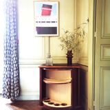 Furniture bar pivotant