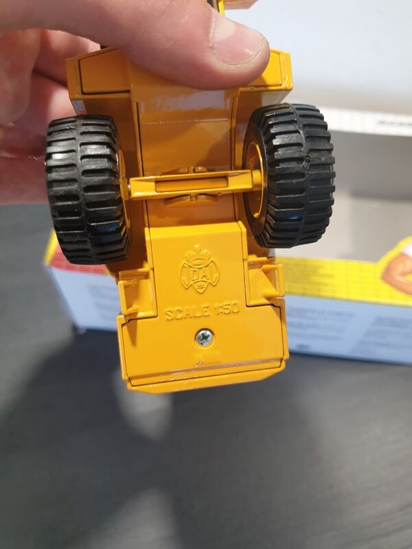 Joal Michigan L320 Compact Loader - Boxed - Reference 239 - Scale 1:50