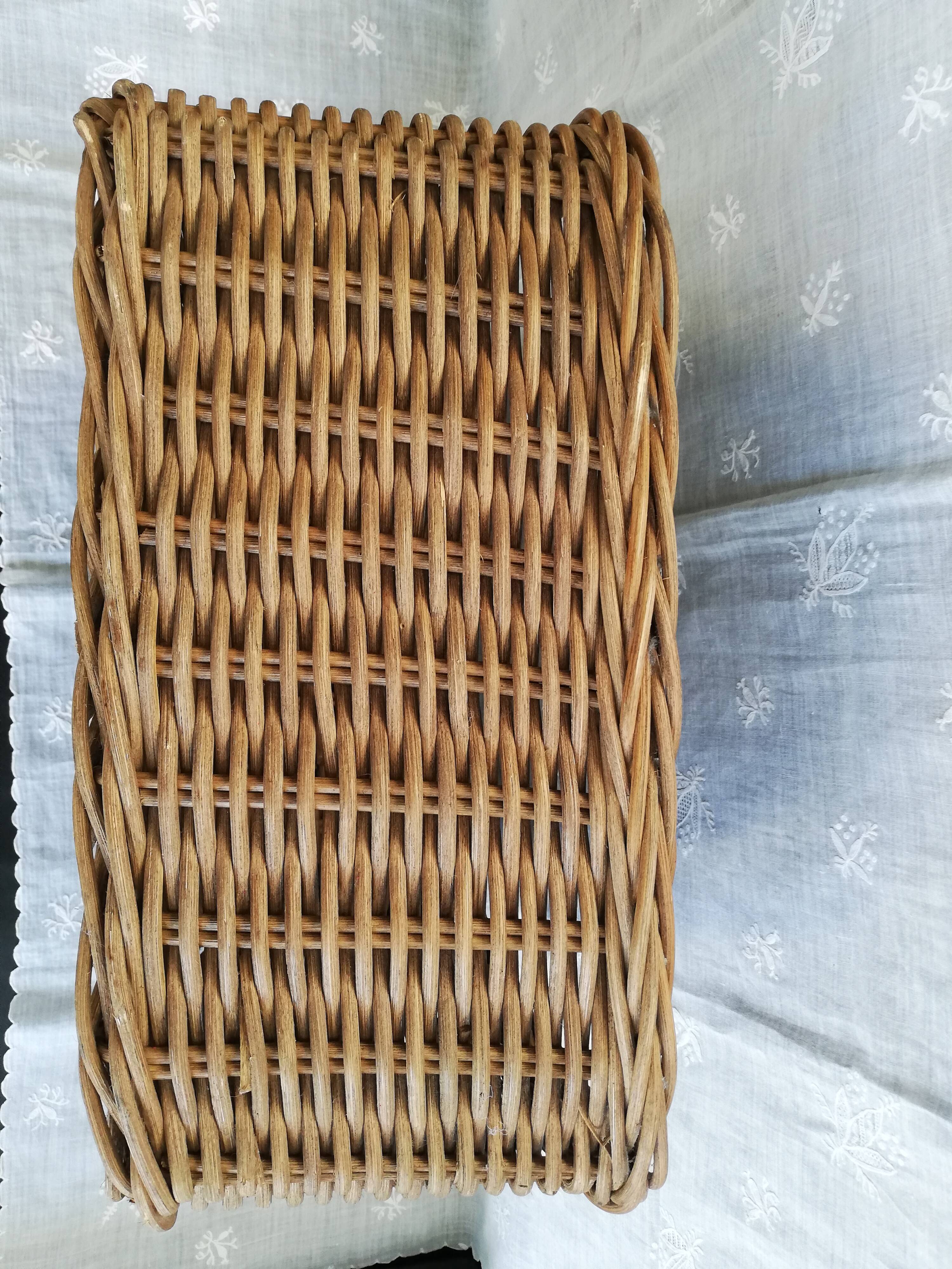 Rectangular wicker basket