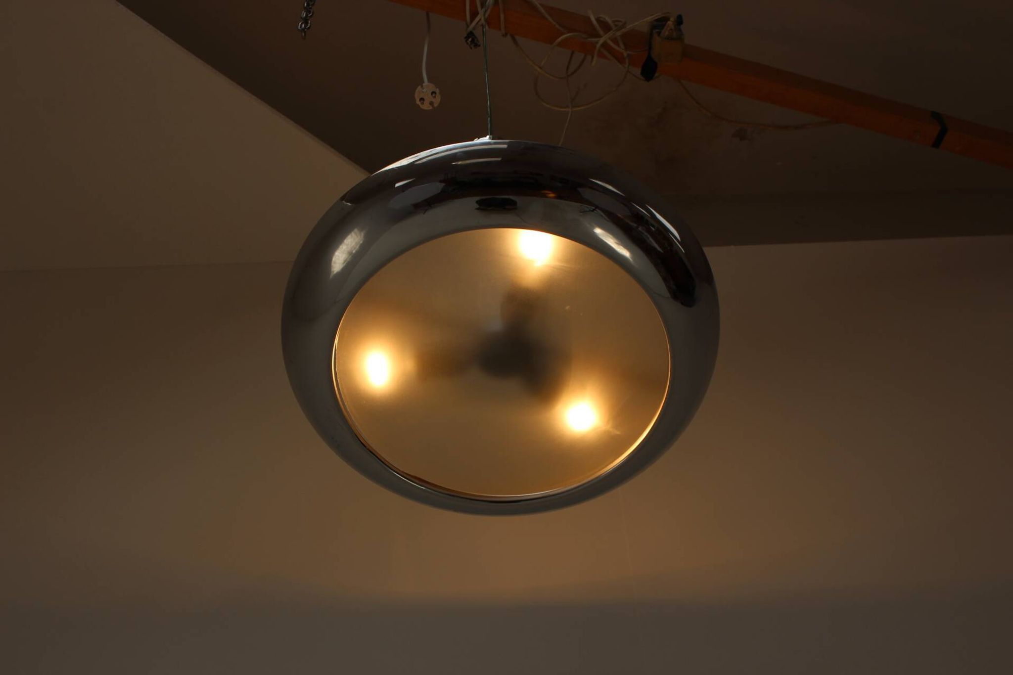 Lustre ovni en chrome Bauhaus / fonctionnaliste des années 1930 par Napako
