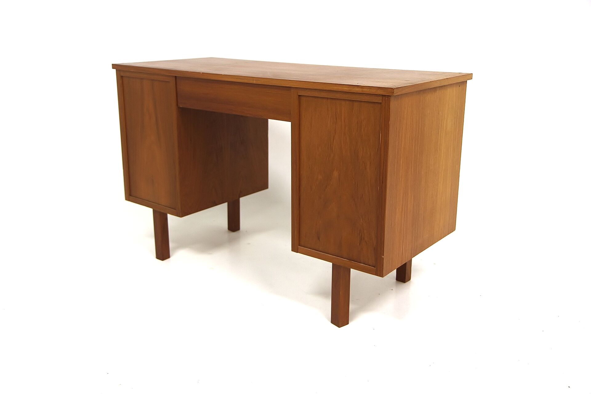 Bureau scandinave en teck, Suède, 1950