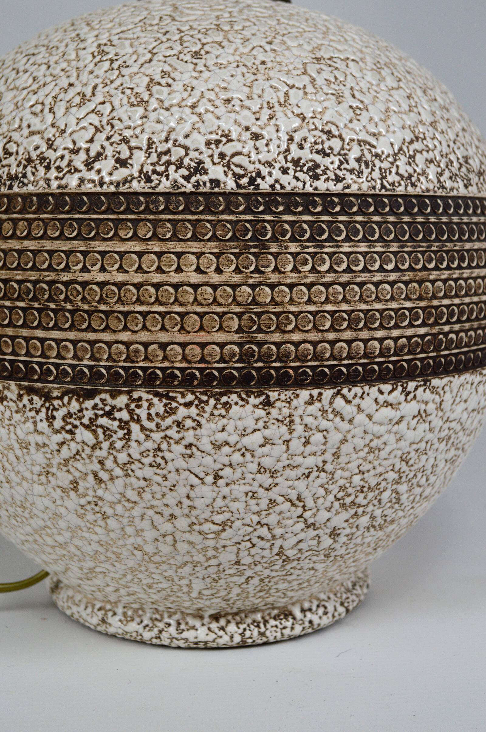 Round art deco ceramic lamp besnard style