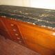 Buffet art déco avec plateau en marbre