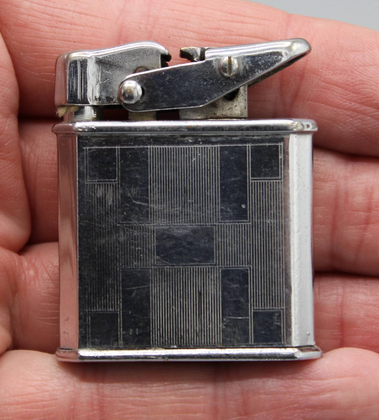 Ancien briquet lux'trik - art deco - poincon taxe briquet de luxe