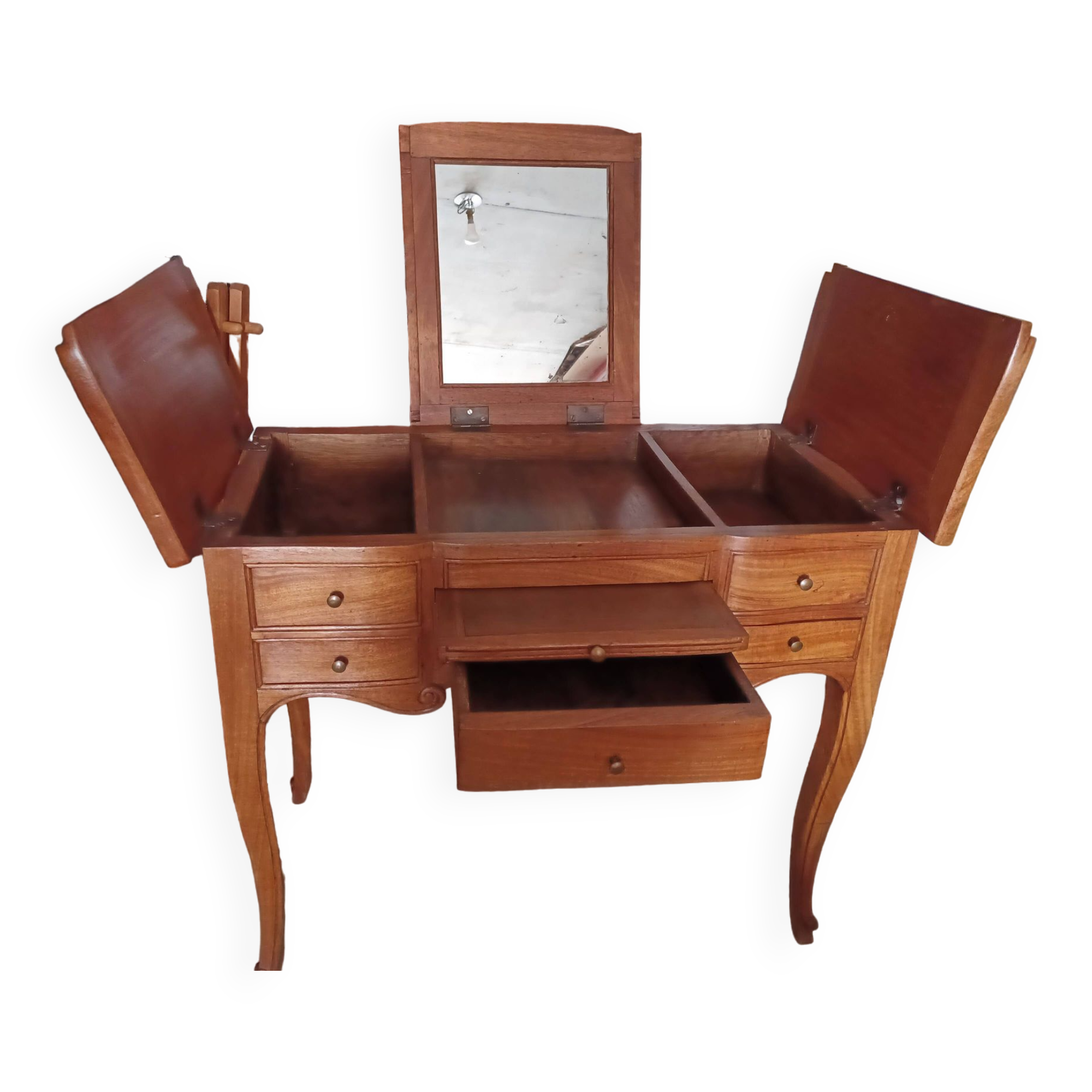 Dressing table