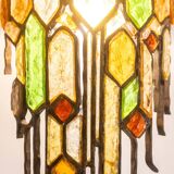 Applique en fer forgé et en verre coloré. Années 1960.